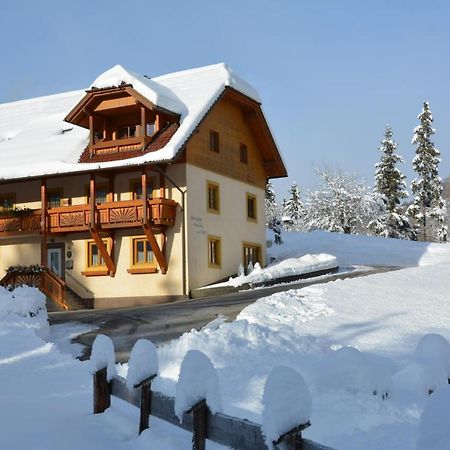 Apartamento Haus Ingrid Sankt Georgen ob Murau Exterior foto
