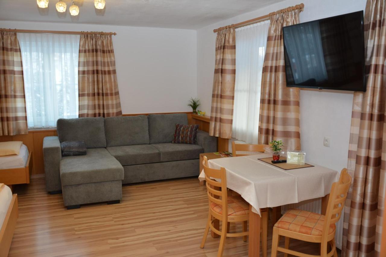 Apartamento Haus Ingrid Sankt Georgen ob Murau Exterior foto