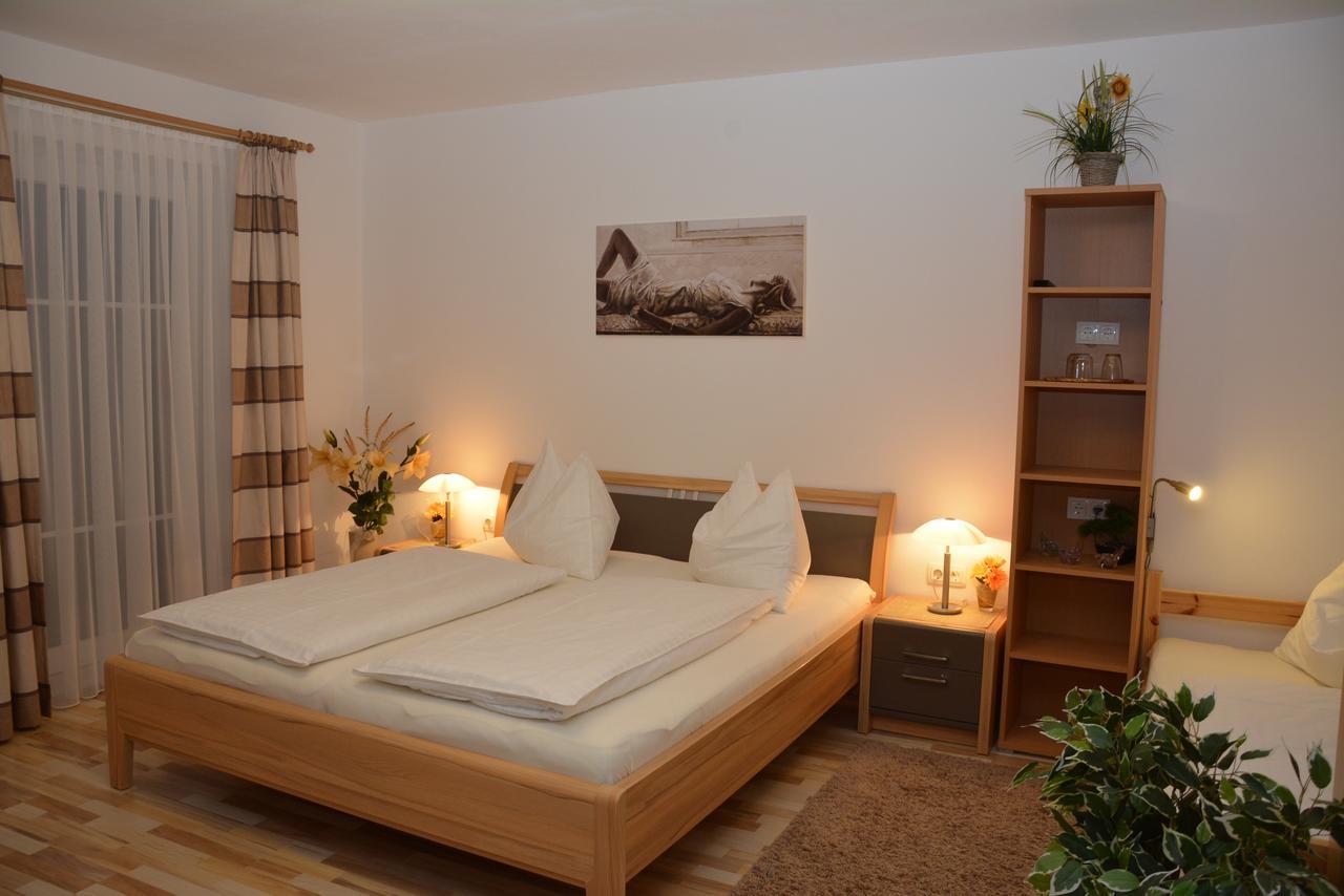 Apartamento Haus Ingrid Sankt Georgen ob Murau Exterior foto
