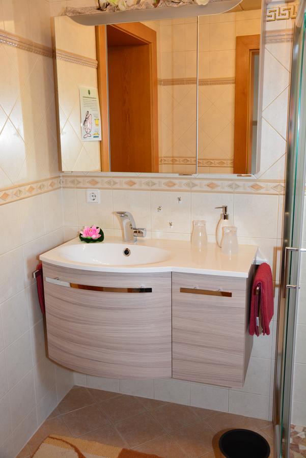 Apartamento Haus Ingrid Sankt Georgen ob Murau Exterior foto